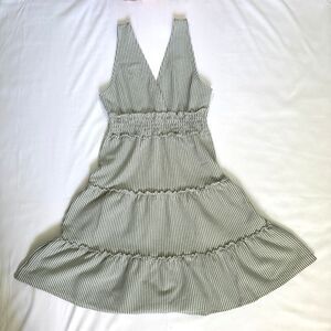 American Eagle Stretchy Tiered Dress Green White Stripes Great Condition Size XS